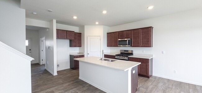 Photo - 10438 Morse Pl