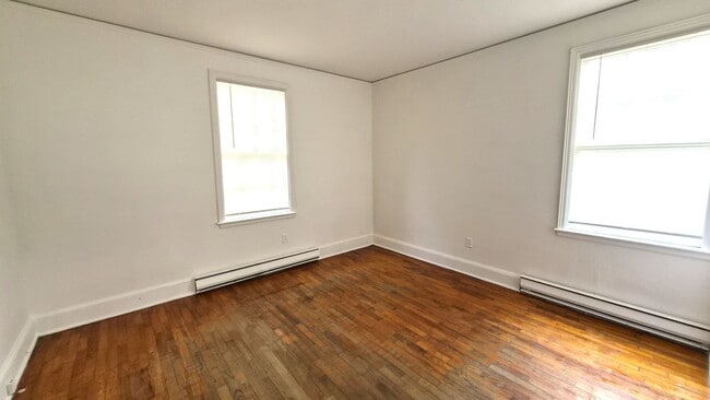 Photo - Two Bedroom Apt For Rent in Sumter SC! Two Weeks FREE!