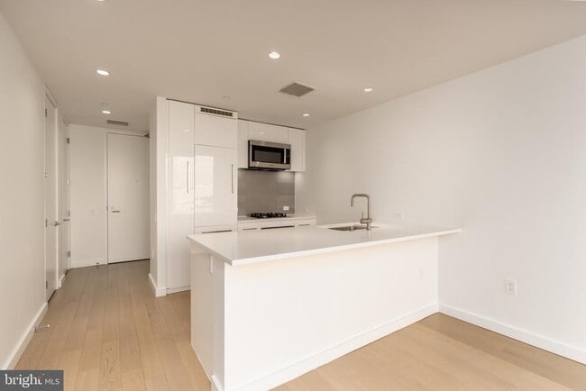 Photo - 1110 23rd St NW Unit PH12