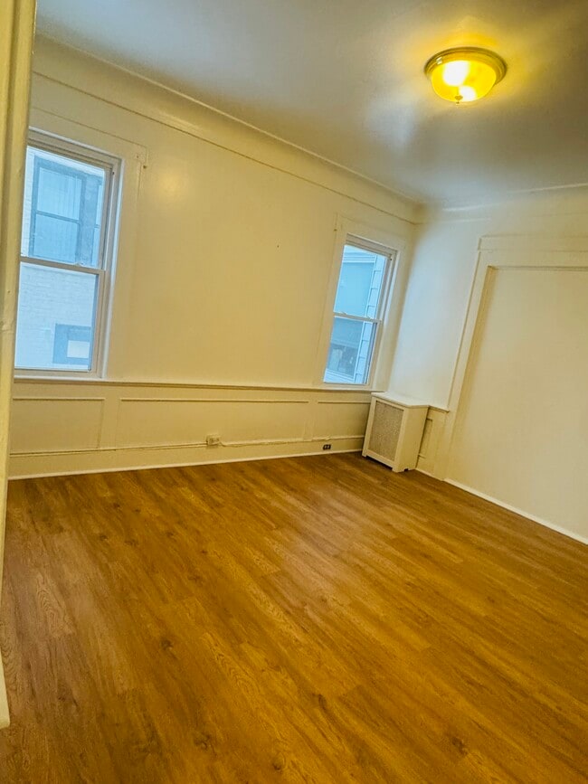 Photo - 183 Broad St