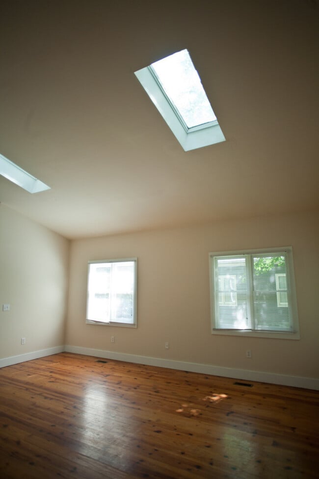 Photo - 116 Creel St
