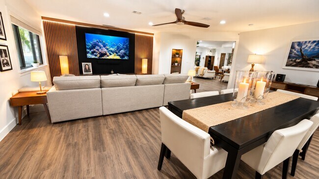 Media and living room - 10244 Vestal Ct