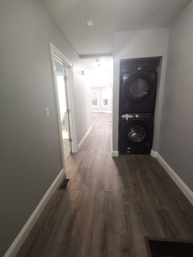 Photo - 346 Cherry St Unit #1