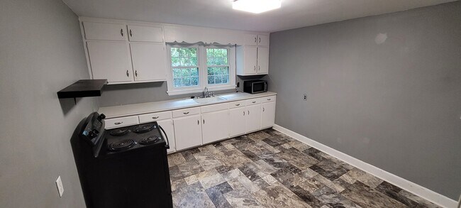 Photo - 929 Glenwood Ave Unidad B