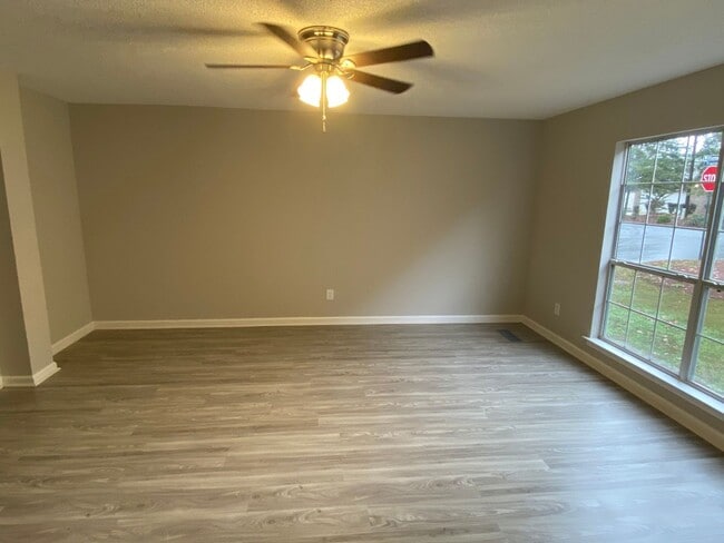 Photo - FrazierSt423 Unit 1