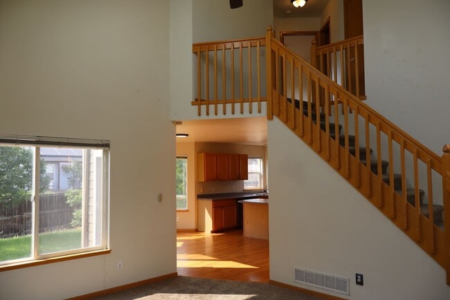 Photo - 625 Brewer Dr