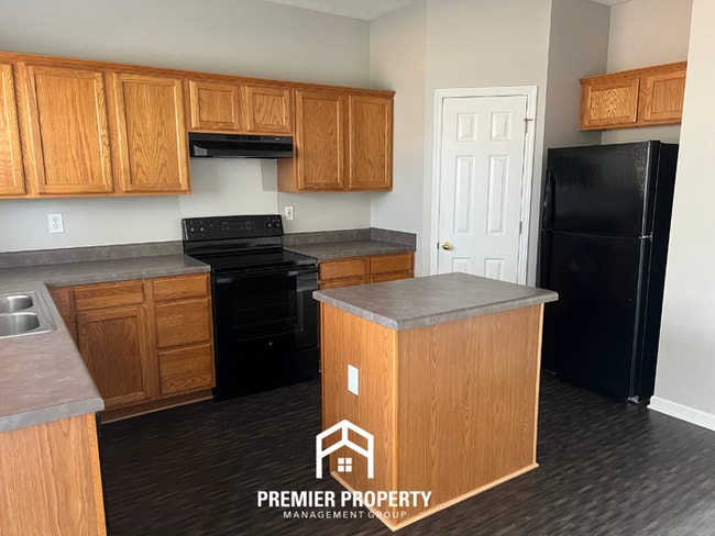 Photo - Spacious 4BR Huntsville Home with Hardwood Floors, Island Kitchen & Fenced Yard