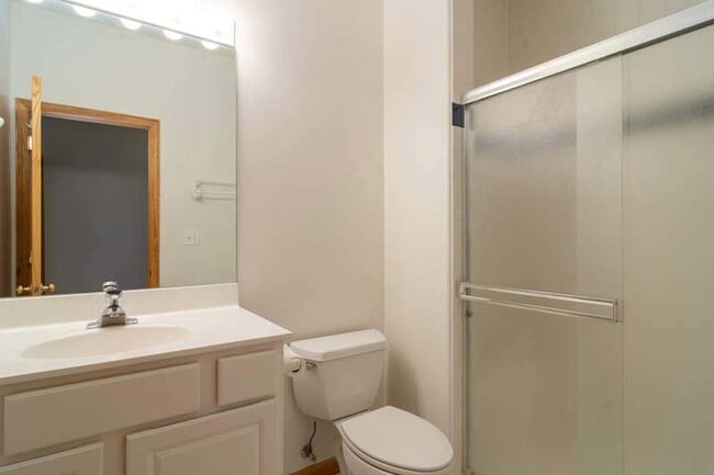 Photo - 922 W Chesterfield Ct