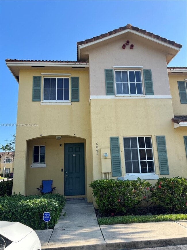 Photo - 6065 SW 19th Ct Casa Adosada