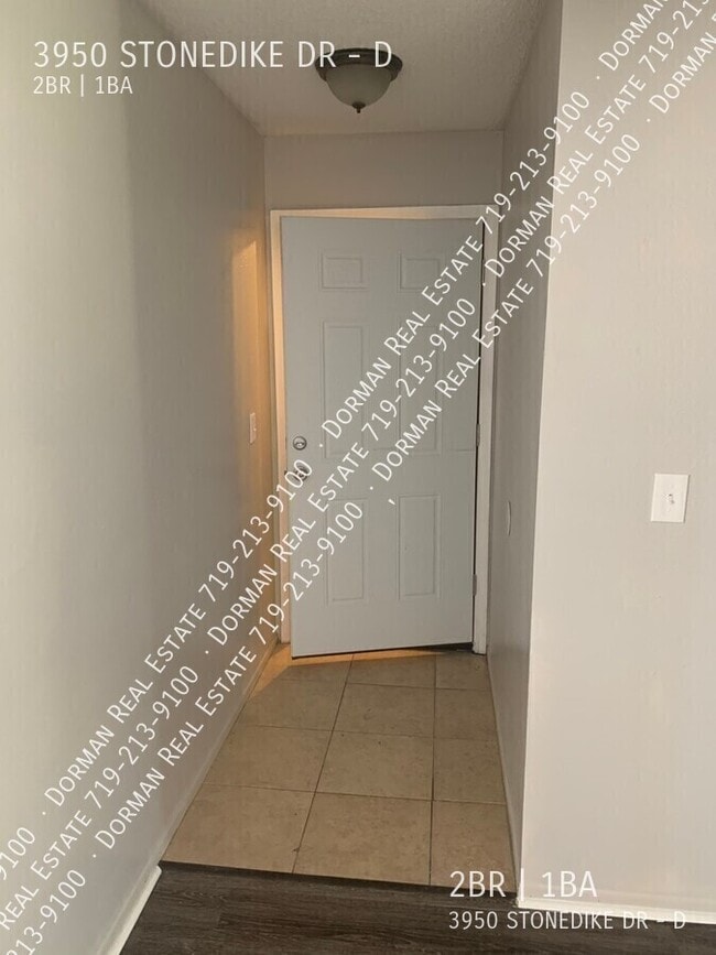 Photo - 3950 Stonedike Dr Unit D