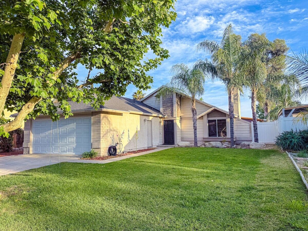 25409 Beantree Ct Moreno Valley CA 92551 3 Bed 2 Bath 2 Car Gr SFH For Rent - 25409 Beantree Ct Moreno Valley CA 92551 3 Bed 2 Bath 2 Car Gr SFH For Rent
