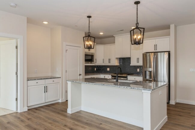 Photo - 1953 1st Ave SE Unidad 202