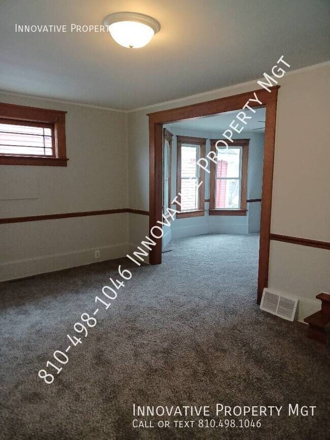 Photo - 325 N State Rd