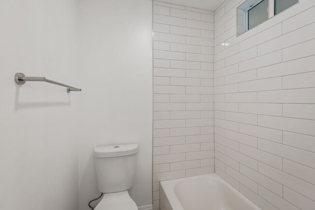 Photo - 1555 S. St Andrews Pl