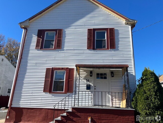 Building Photo - 74 Crosby Ave Unit A Rental