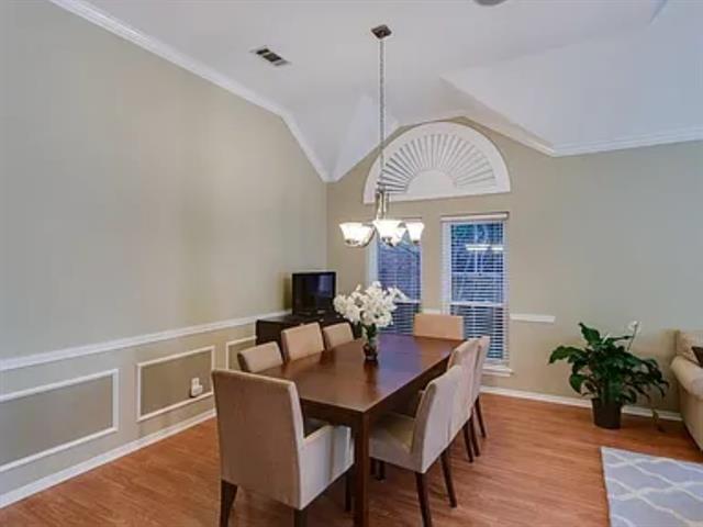 Photo - 4035 Briarbend Rd