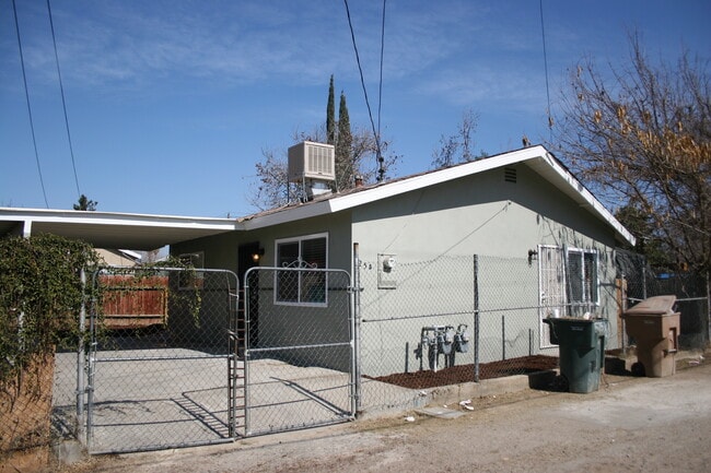 Photo - 525 Goodman St Unidad B