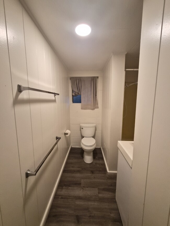 Photo - 3341 Monsarrat Ave