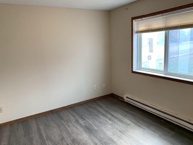 Photo - 2101 N Bryant Ave