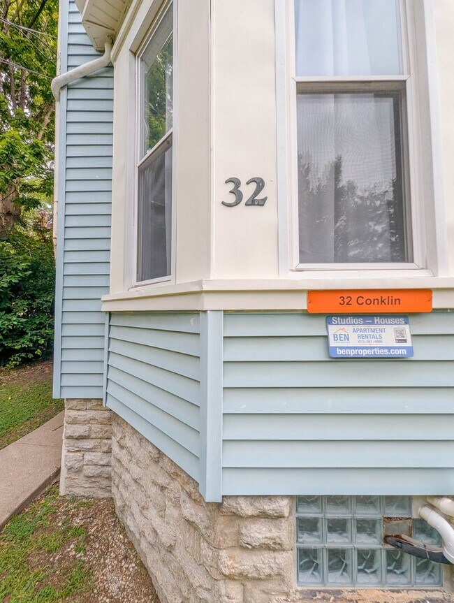Photo - 32 Conklin St Unit 2