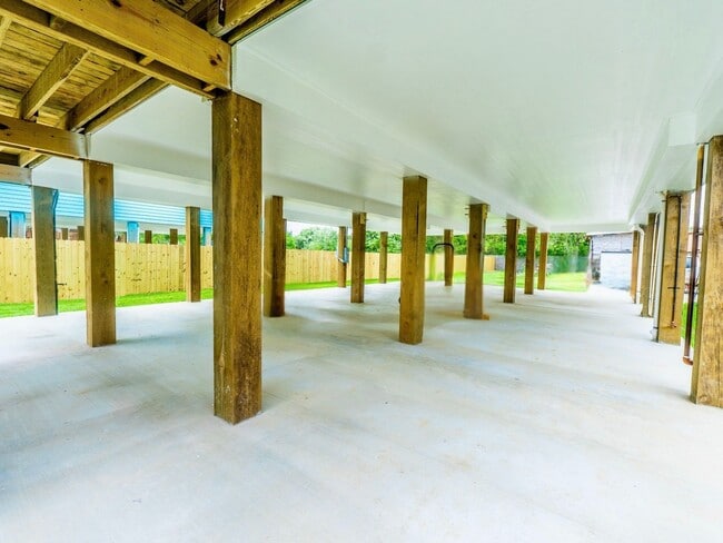 Photo - 4620 N Railroad Ave