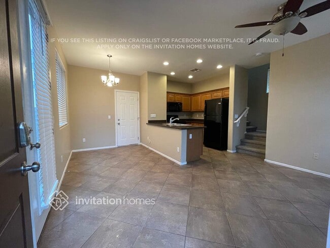 Photo - 451 S Hawes Rd