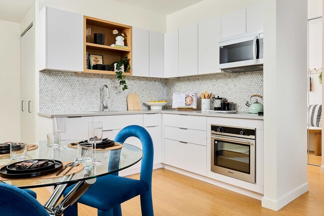 Kitchen - Stamford Urby Rental