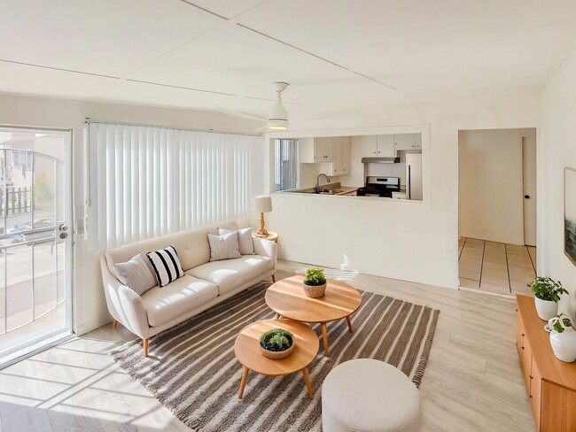 Building Photo - Cute 2 Bedroom/1 Bath in North/South Park- ONLY $1000 DEPOSIT! Unit 3147