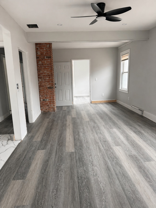 Photo - 13944 Winthrop St Unit Upper