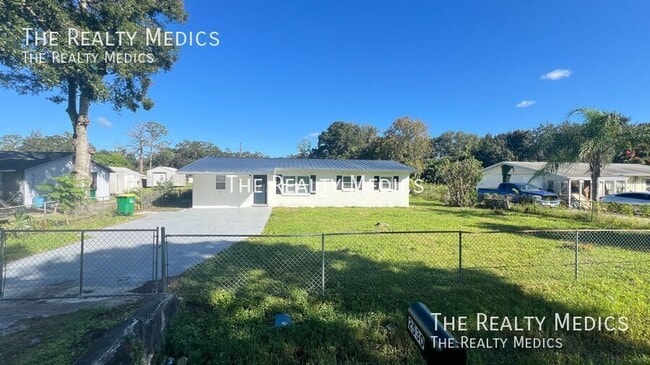 Photo - 2530 N Palm Dr