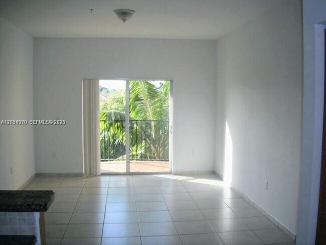 Photo - 7200 NW 114th Ave Unit 307