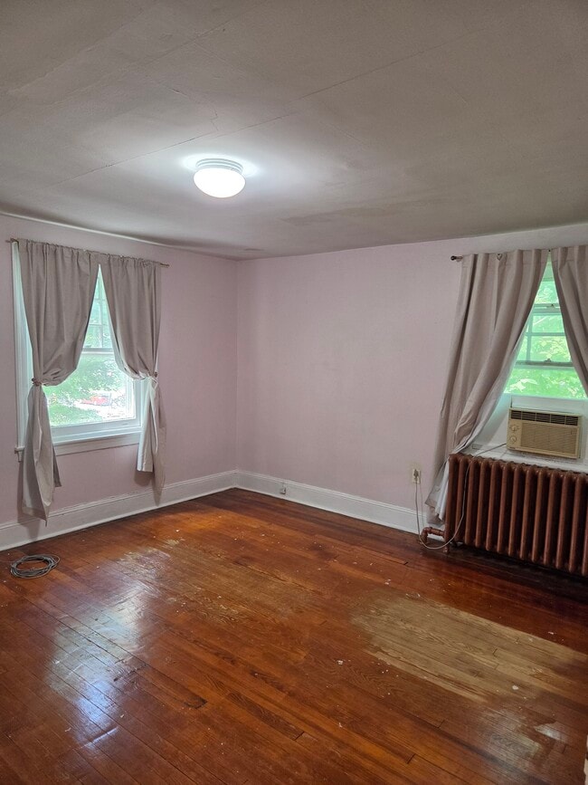 Photo - 74 E Greenwood Ave Unit Apt. 2