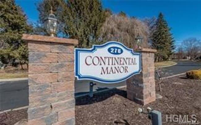 Building Photo - 816 Temple Hill Rd Unit 816