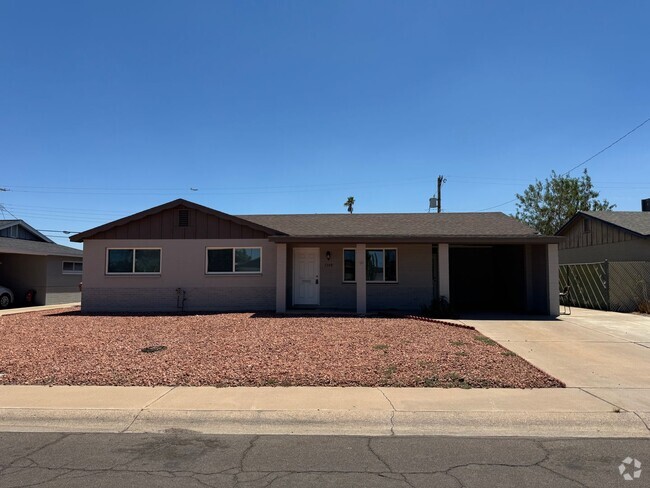 Building Photo - Single Story 4 bedroom Scottsdale Home