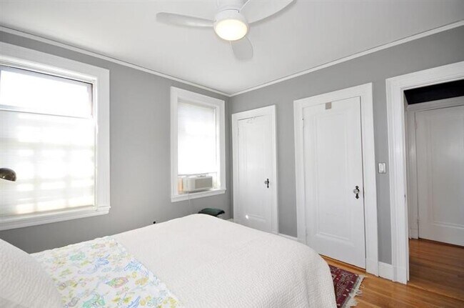 Photo - 77 Martin St Unit a