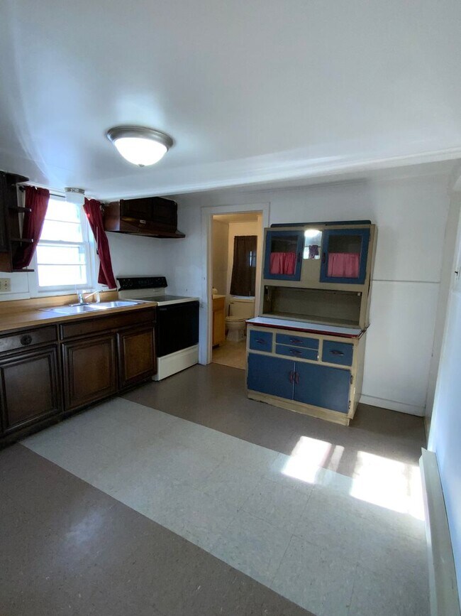 Photo - 1261 Newport Rd Unidad 1261 NEWPORT RD-HOUSE