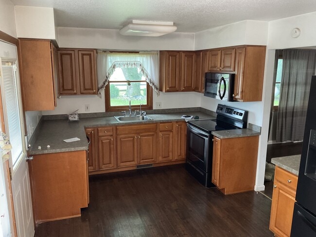 Photo - 10024 Bay Creek Rd