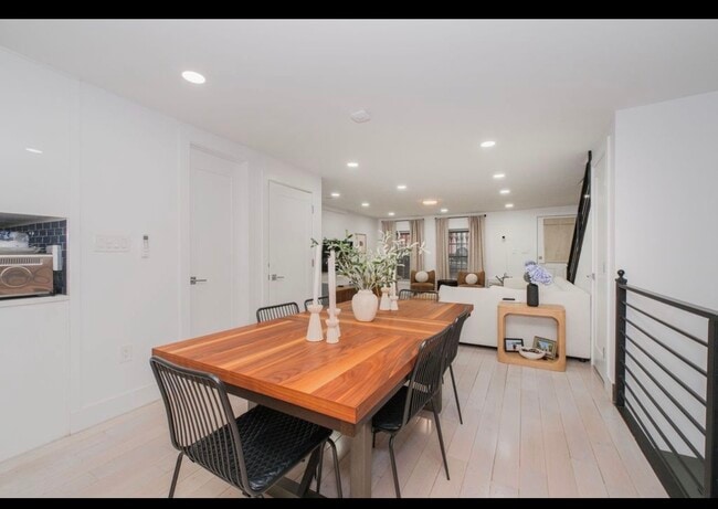 Photo - 214 Patchen Ave Unit 1