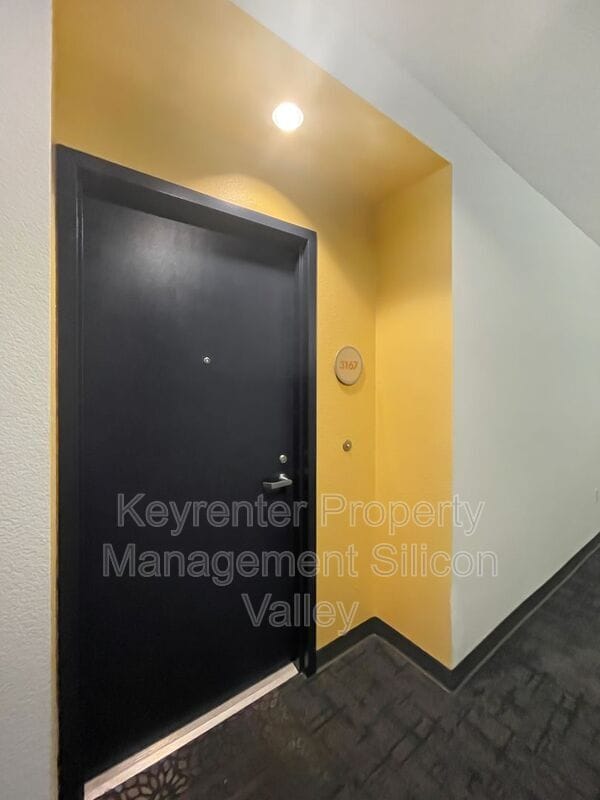 Photo - 88 Bush St