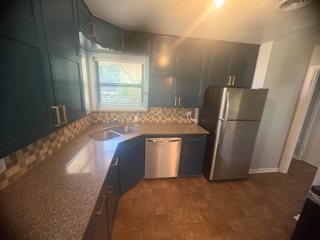 Photo - 2923 NW 72nd St