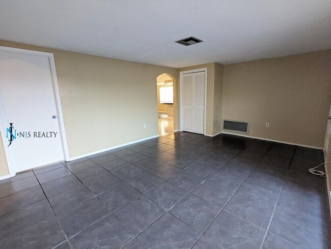 3136 Pinon Dr