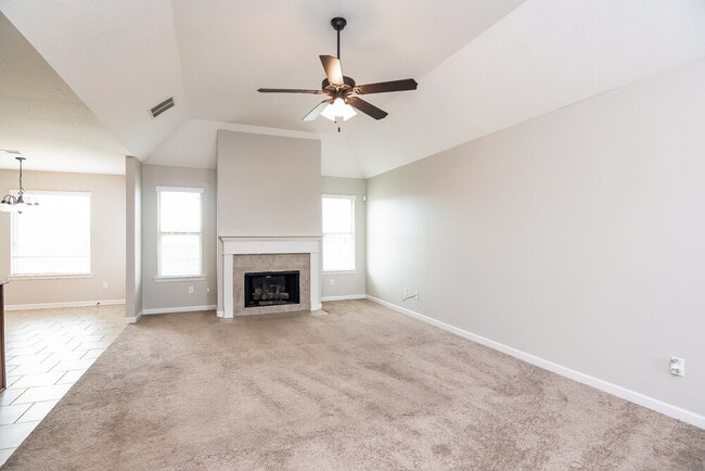 Photo - 40 Willow Springs Ln