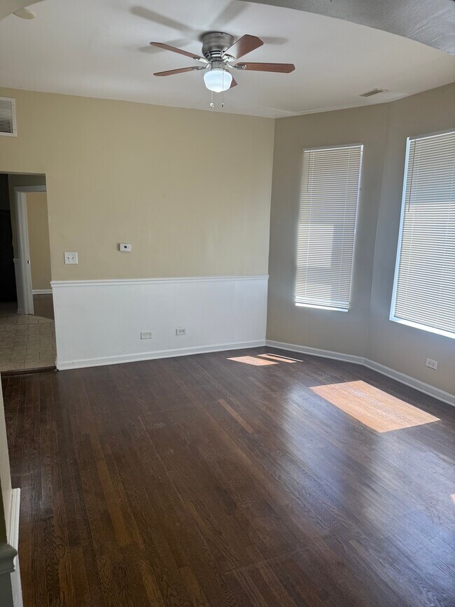5437 S Laflin St Unidad 1F