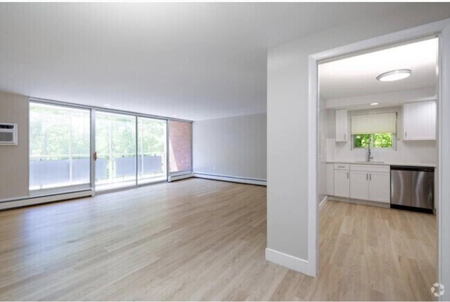 Photo - 1 Stonehill Dr Unit 3C