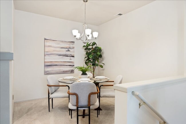 Photo - 2bd/1.75ba Sammamish Townhome