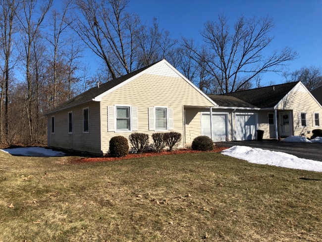 Building Photo - 132 Pocahontas Ln