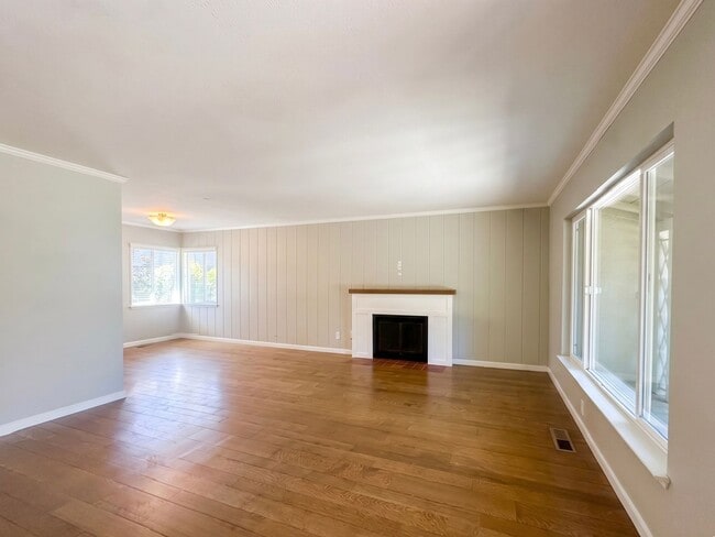 Photo - Charming 3 bedroom, 1 bath single level home in Lafayette-Move in ready!