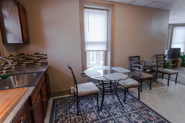 Photo - 534 S Market St Unit 202