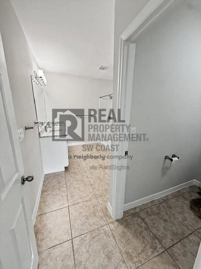7317 Mikasa Dr