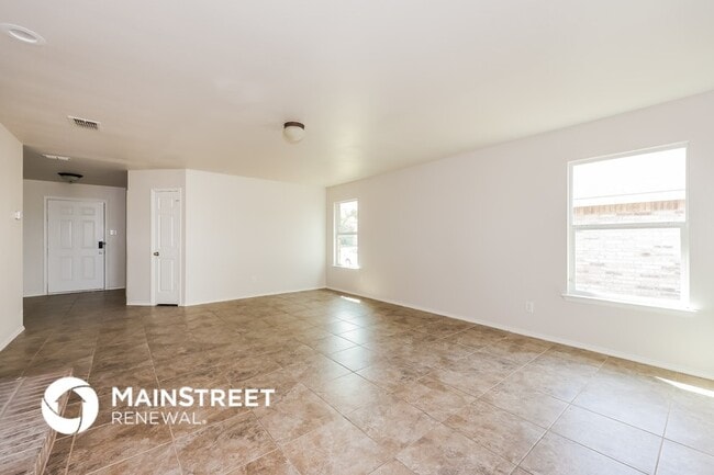 Photo - 1625 Thorntree Ln
